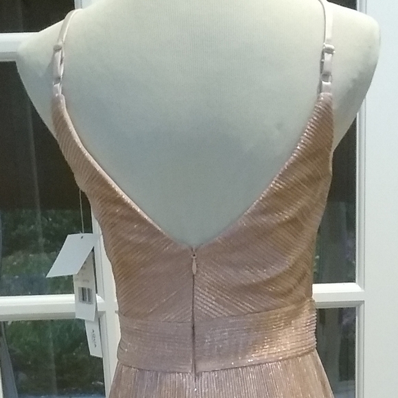 Aqua Metallic V-Neck Formal Evening Dress Gown - Picture 4 of 5